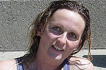Evelyne Hofer als Team-Schwimmerin am Inferno Triathlon 2008