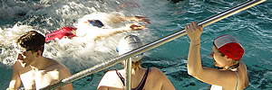 Sportliches Schwimmen verbessert die physische und mentale Kondition