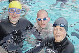 Universitätssport Bern Schwimmen: Vorbereitung Überquerung Murtensee